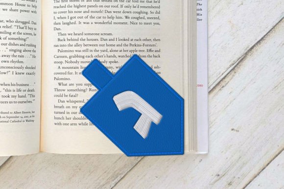 Hanukkah Dreidel Corner Bookmark ITH Review
