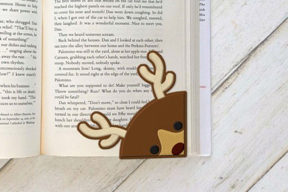 Reindeer Face Corner Bookmark ITH Review